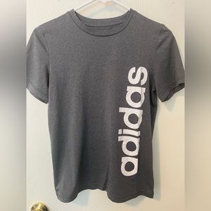 Adidas shirt size 10/12